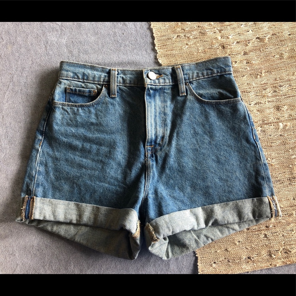 BDG High Rise Mom Shorts